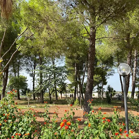 דירה Masseria La Camardia סאווה