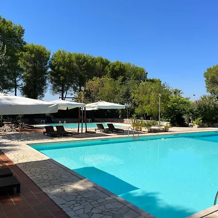 Masseria La Camardia * Sava